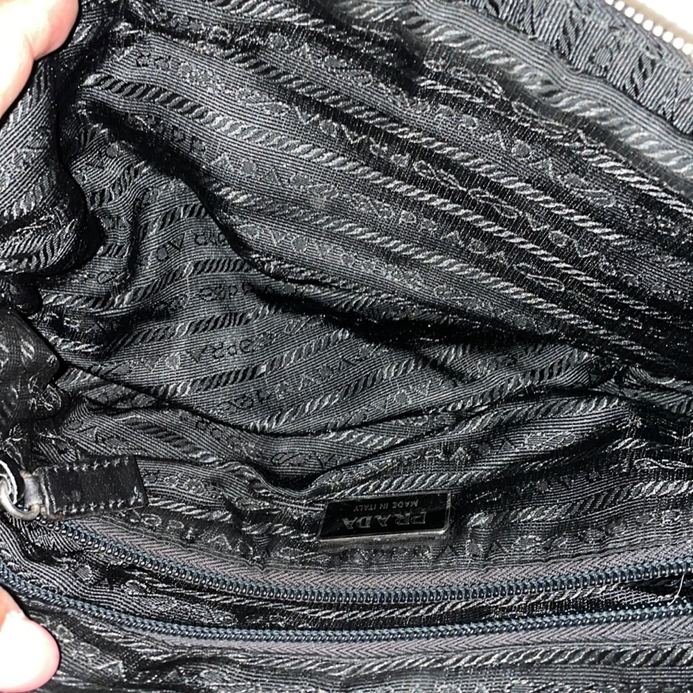 PradaTessurto black nylon bag with leather trim and handle - Picture 4 of 17